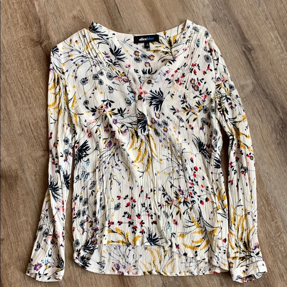 Cute flower blouse